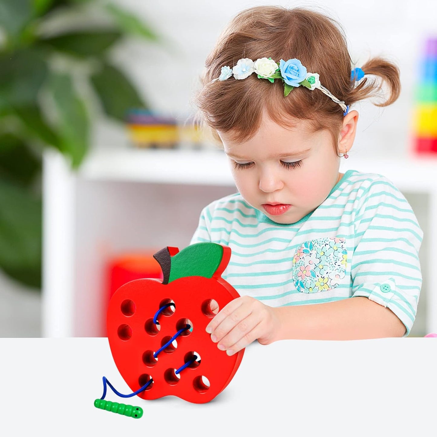 Wooden Lacing Apple Toy for Toddlers 3-5 Years Old, Montessori Fine Motor Skills Threading Puzzle, Educational Travel Gift for Boys & Girls