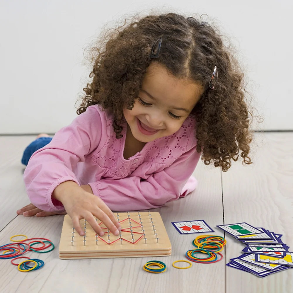 Wooden Geoboard Educational Toys with Activity Pattern Cards and Rubber Bands STEM Puzzle for 1 2 3 Years Old